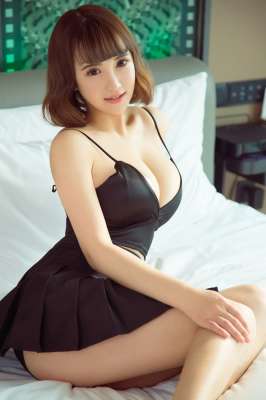 童顏巨乳極品身材誘惑