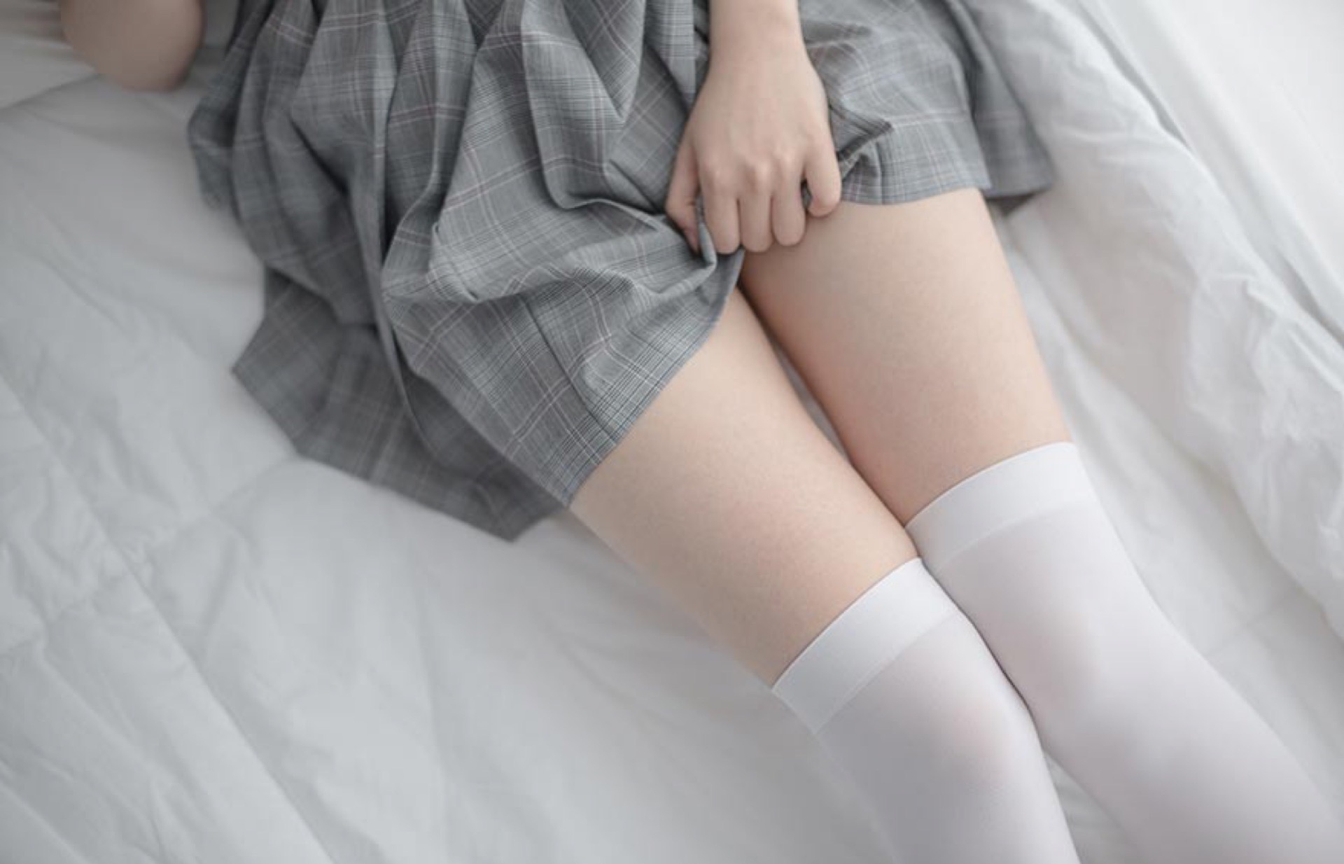 白絲美腿