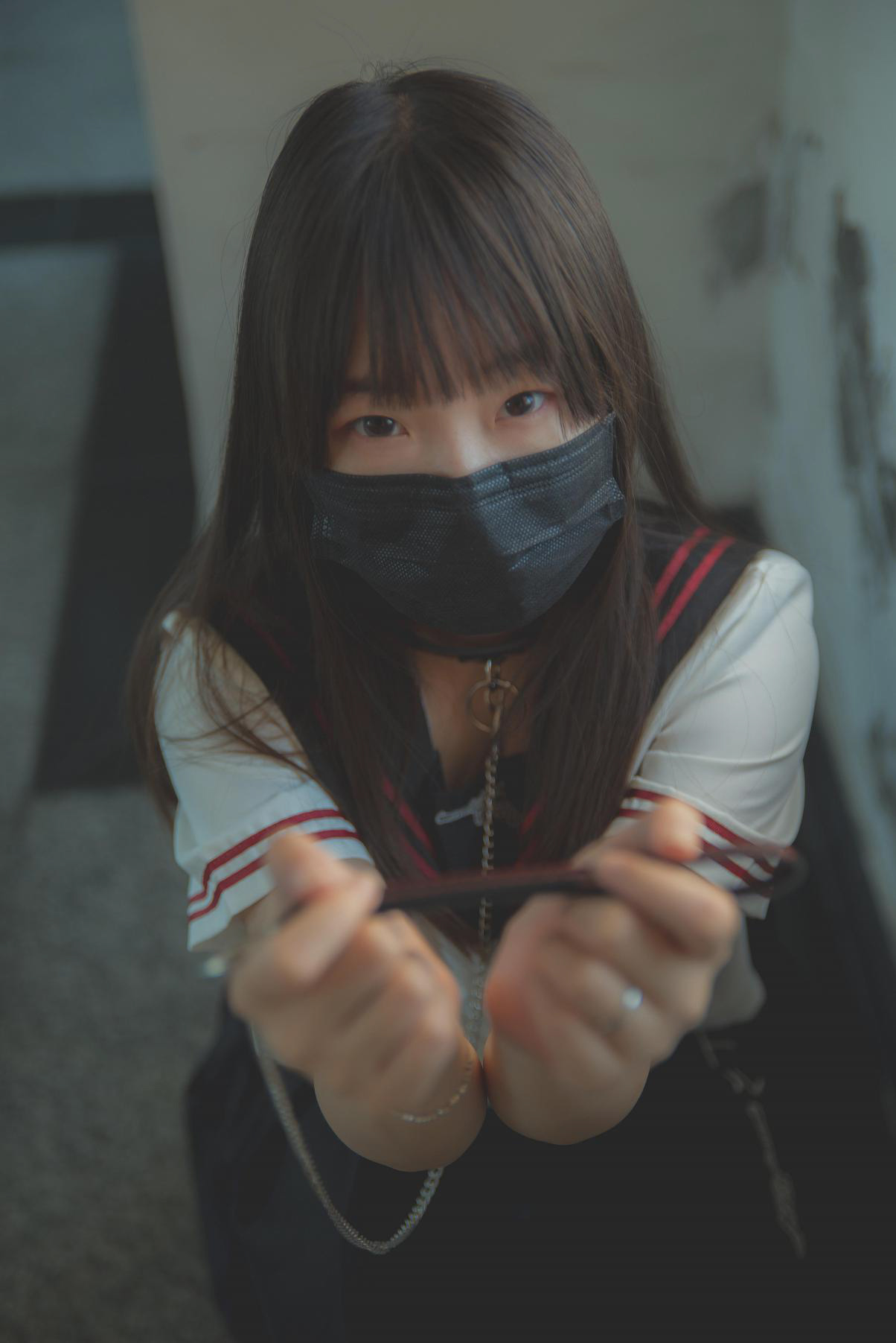 蘿莉系列.狗籠調教攝影作品