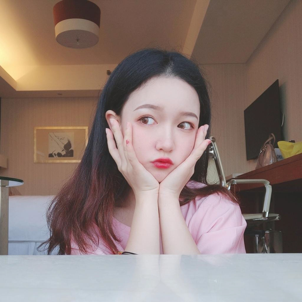 有一個可愛性感的日本女友是什么樣的體驗？