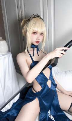 藍色情趣內衣女孩的誘惑