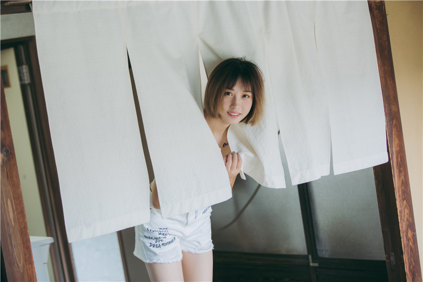 清純少女美麗私房照
