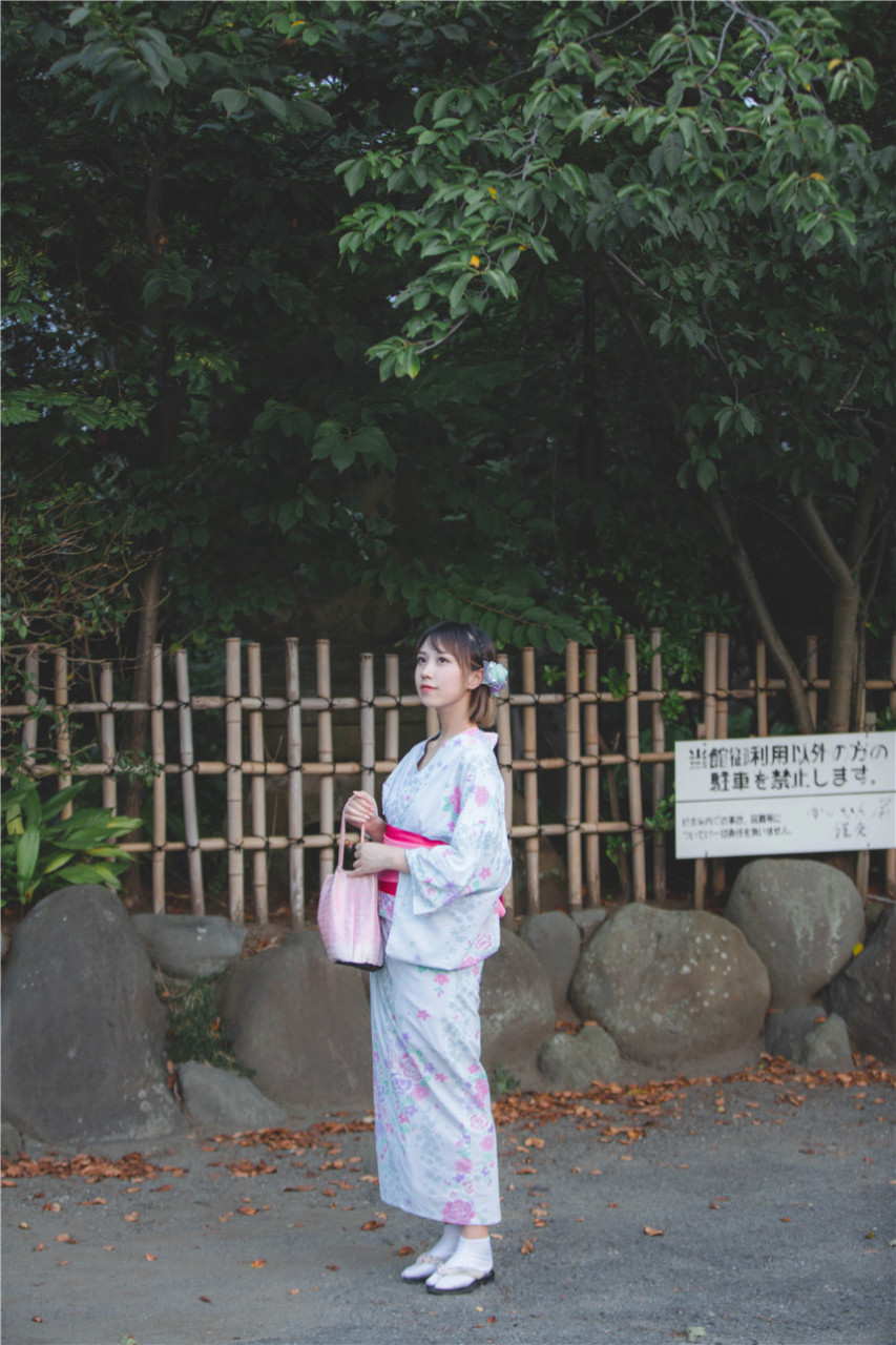 清純少女美麗私房照