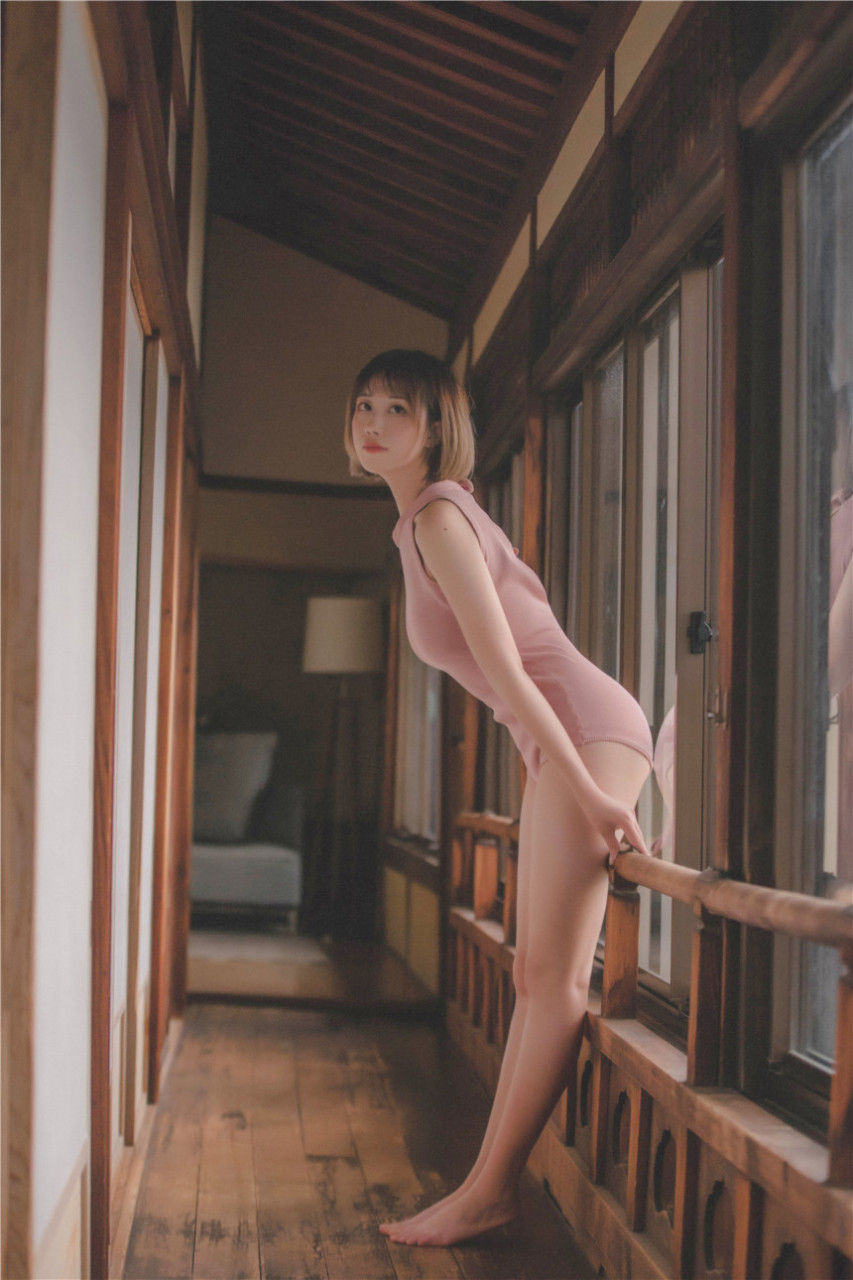 清純少女美麗私房照