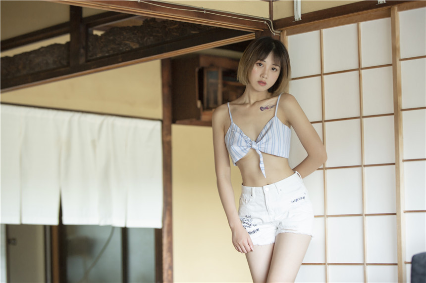 清純少女美麗私房照