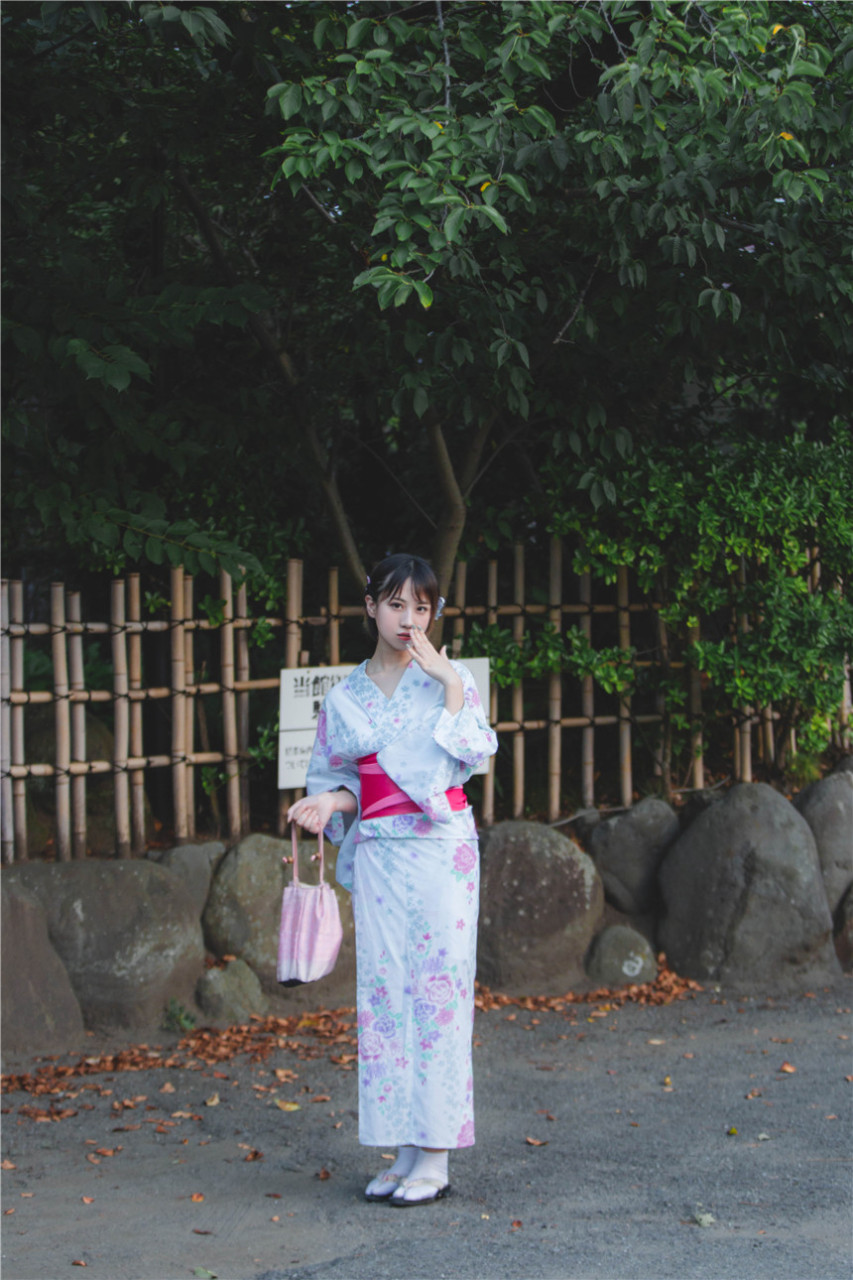 清純少女美麗私房照