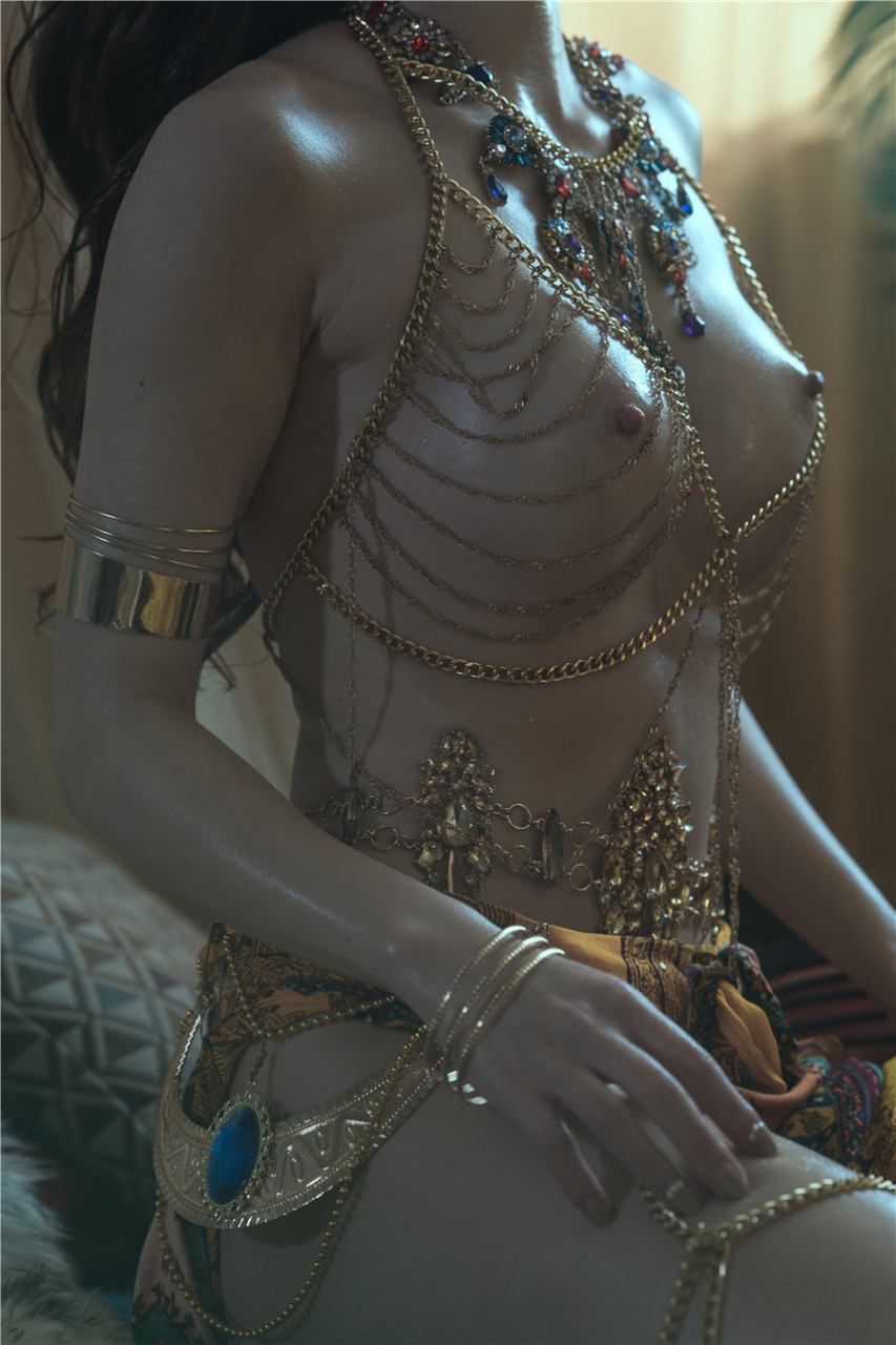 另類少婦激情嫩乳誘惑
