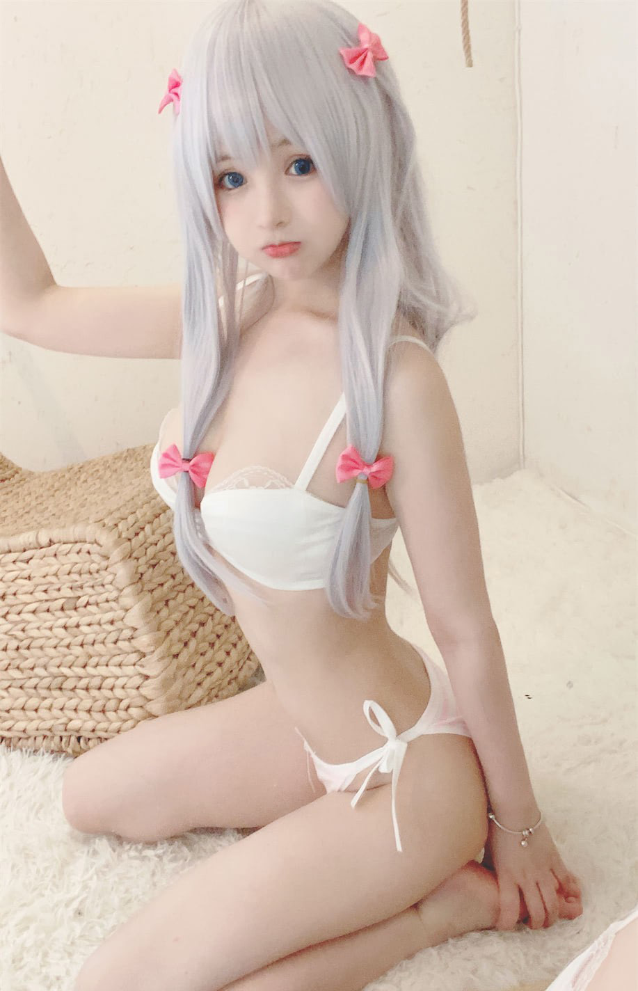 可愛蘿莉 《埃羅芒阿老師》和泉紗霧自拍COS