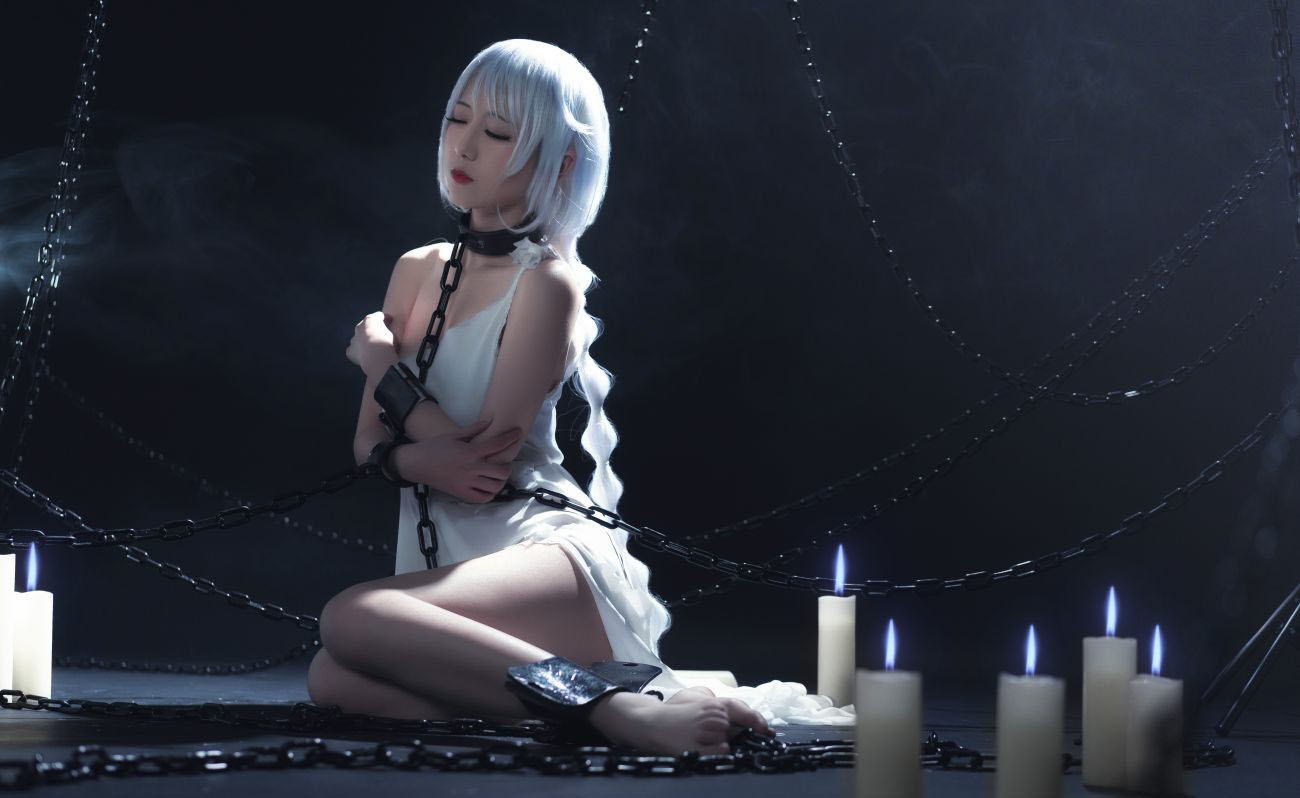 美女戰士與階下囚? 鐵板燒鬼舞w 斯卡蒂