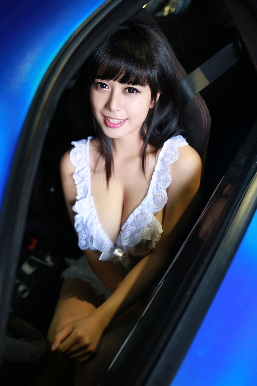 汽車美工坊特約美女