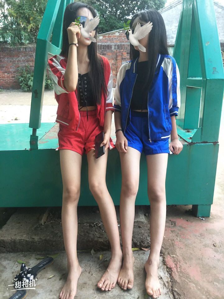 誘人美女的鮮嫩美腳