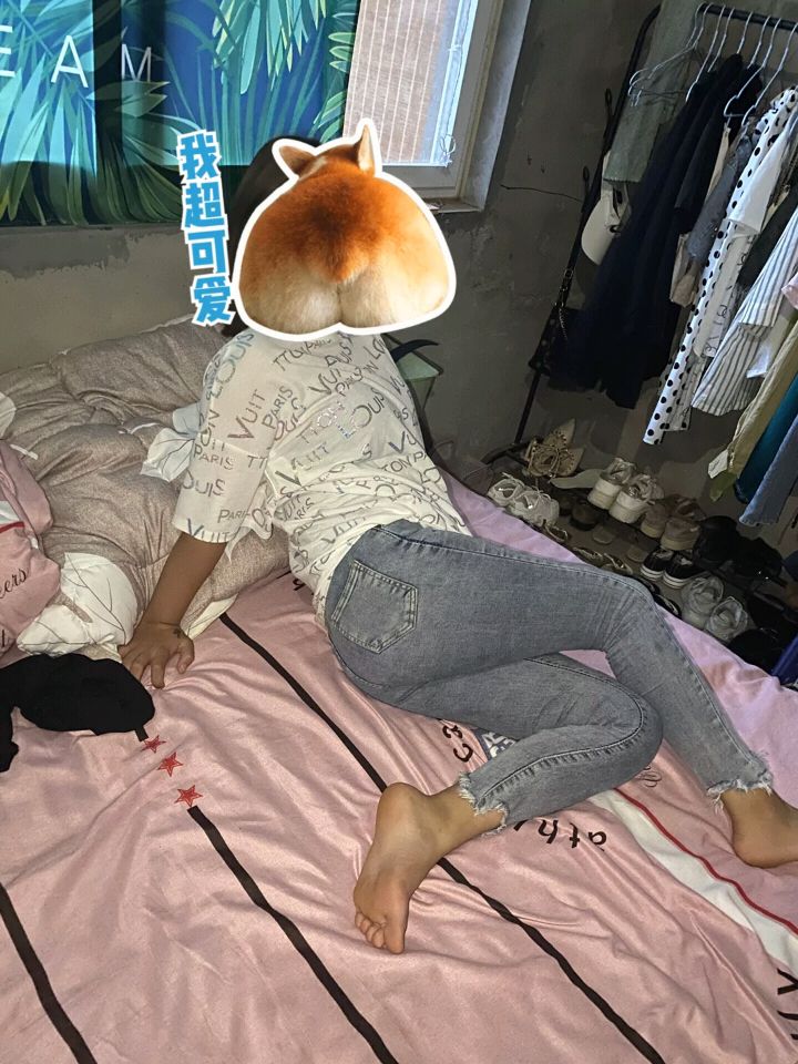 誘人美女的鮮嫩美腳