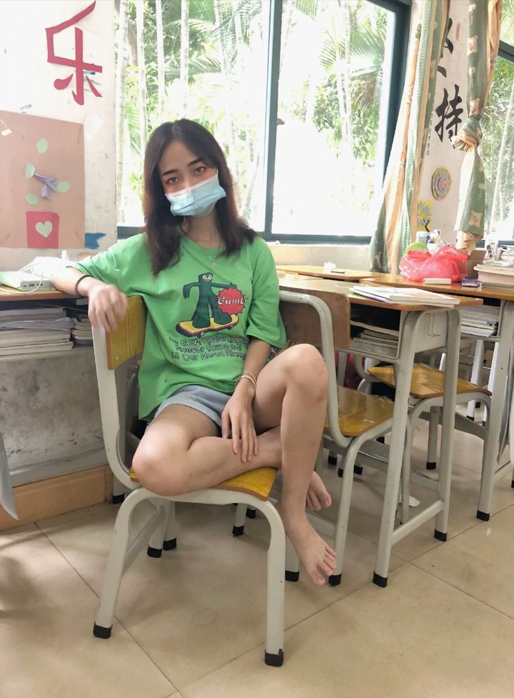 誘人美女的鮮嫩美腳