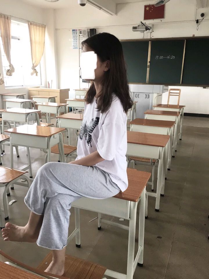 嬌艷欲滴 令人眼饞的美足肉足
