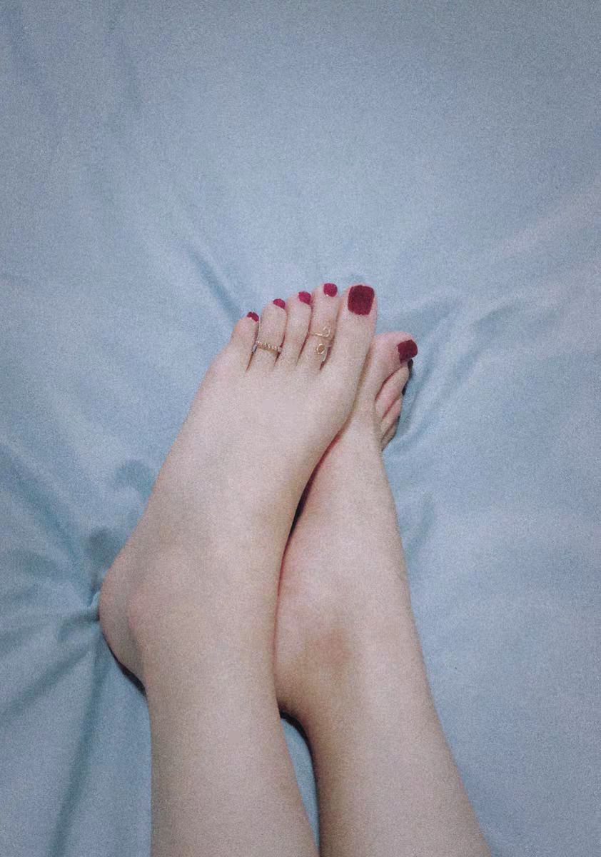 這么好看的美人美腳 真是讓人垂涎三尺
