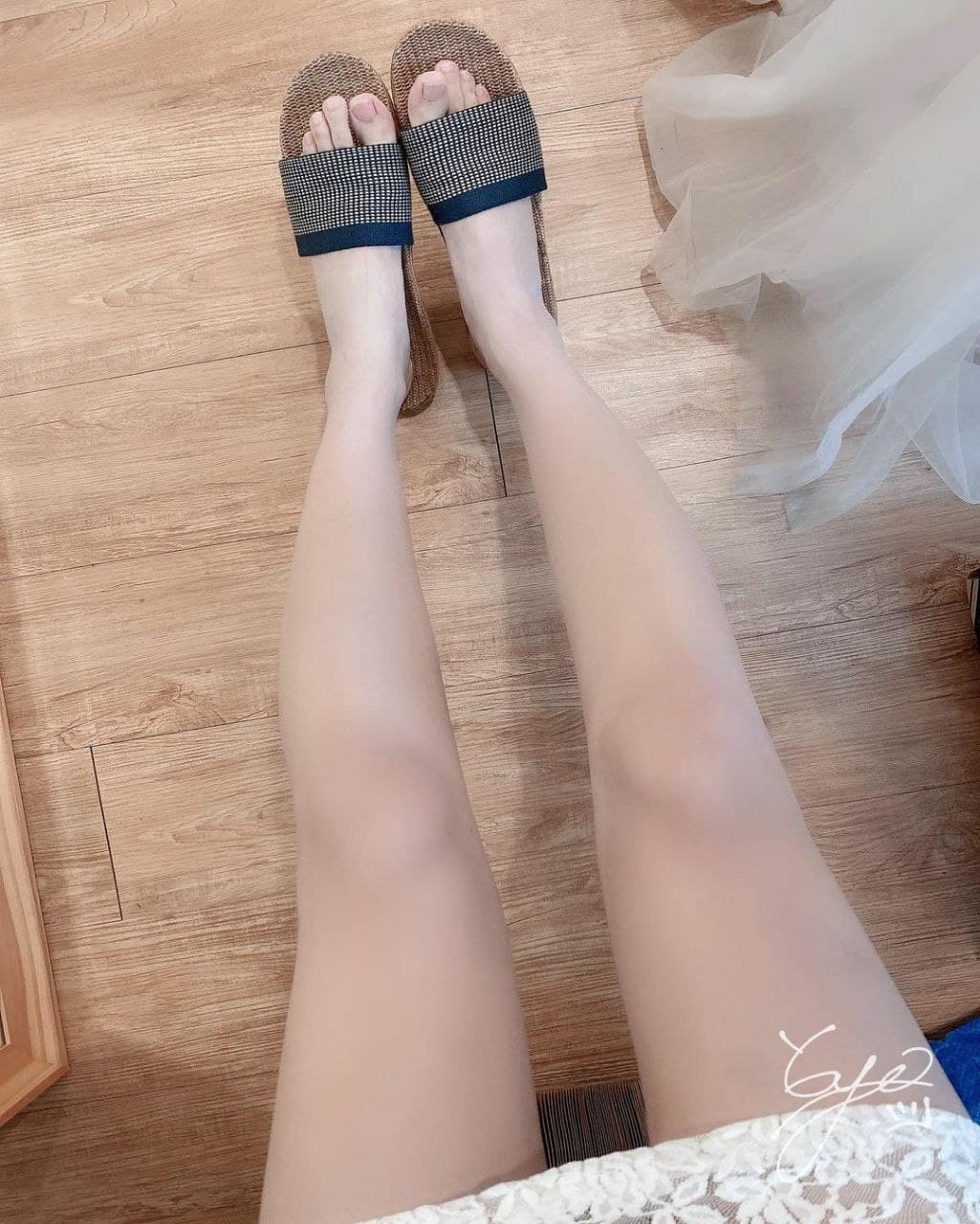 這樣的美足 真想放在嘴里吸個不停