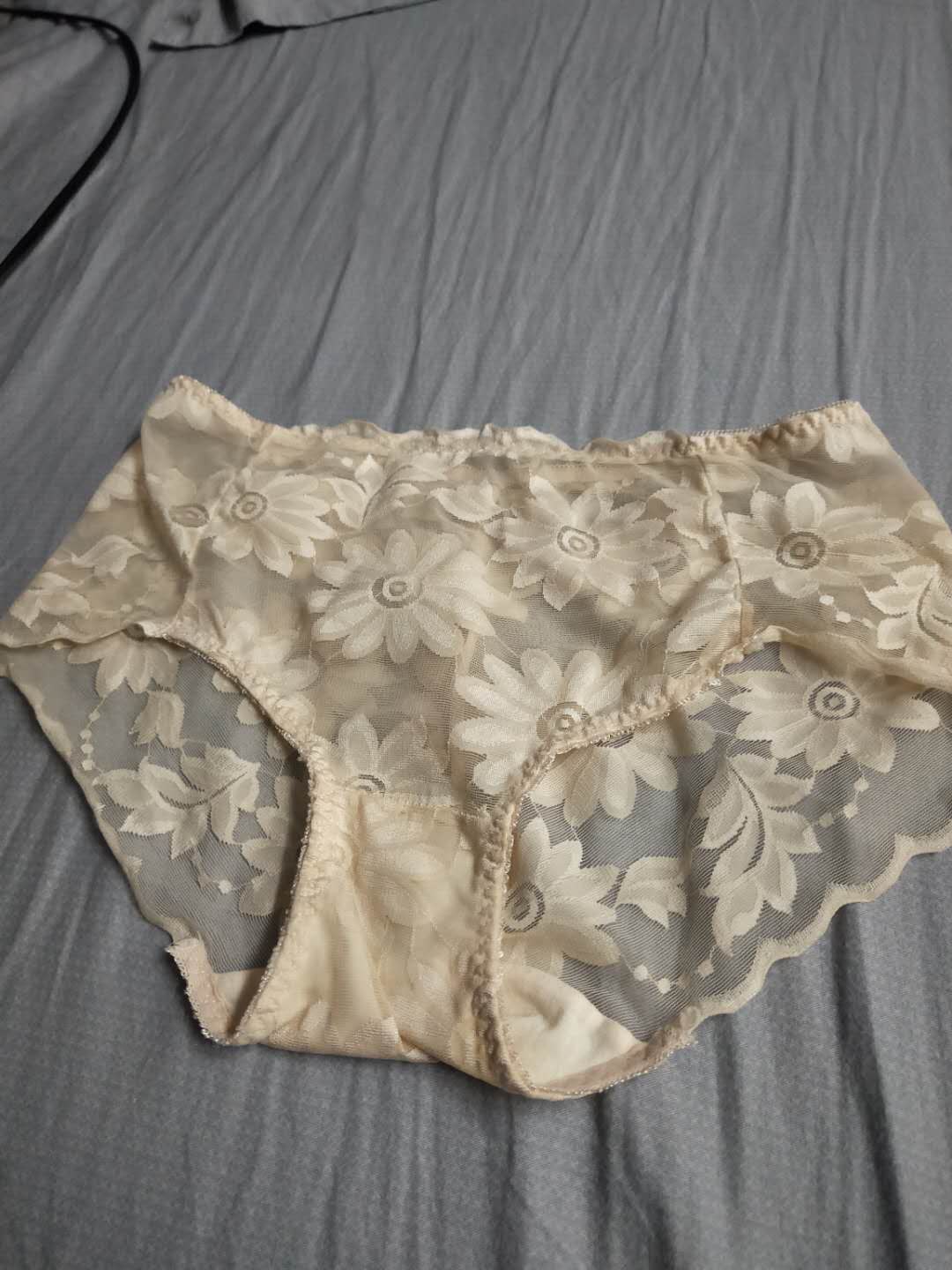 看不出熱情的武漢女人
