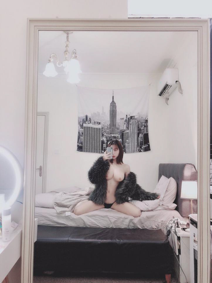 這世上還有比奧迪燈廠還亮的大燈嗎