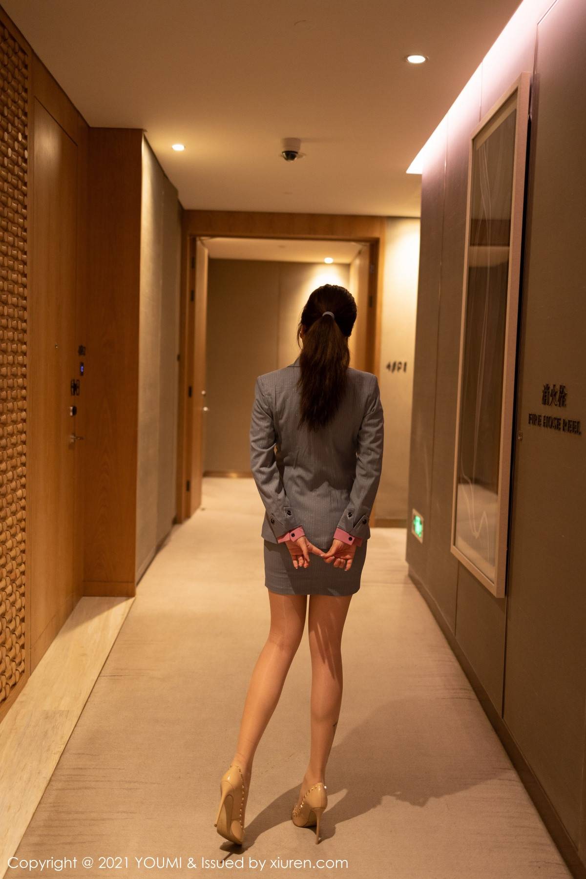 廈門旅拍女神王雨純性感內(nèi)衣濕身誘惑寫真私房浴室