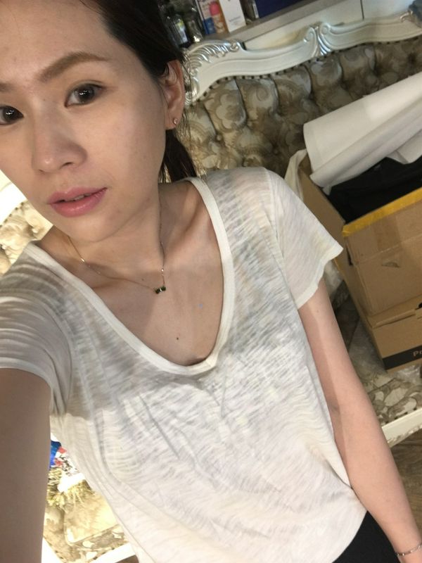 溫州高顏值美少婦自拍流出，美乳粉木耳好身材