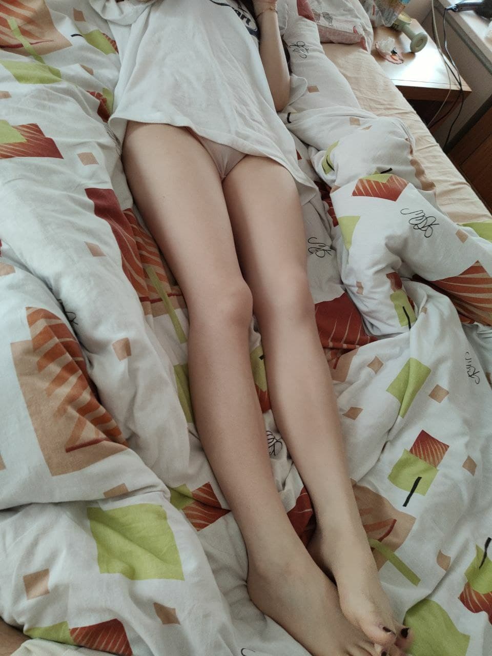 美腳玉足惹人憐 口含把玩欲還休 第二期