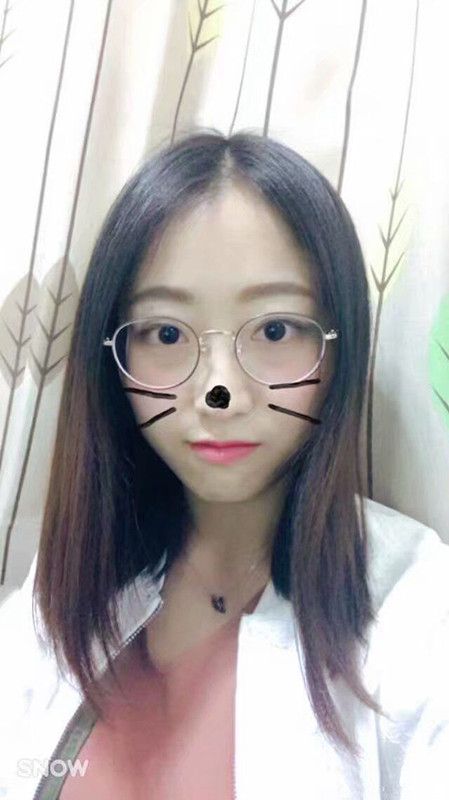 良家妹子發(fā)騷自拍