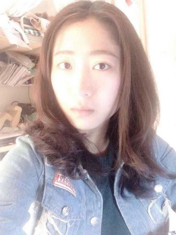 良家妹子發(fā)騷自拍