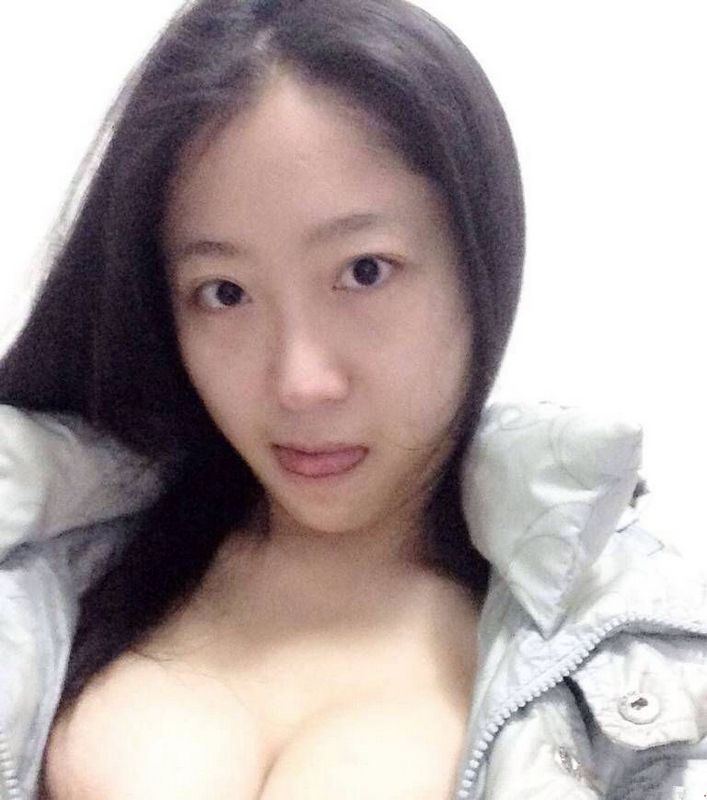 良家妹子發(fā)騷自拍