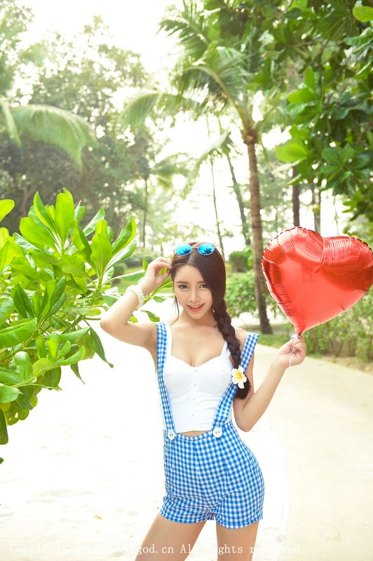 徐妍馨MandyTGOD推女神高清寫真圖普吉島旅拍第三刊~