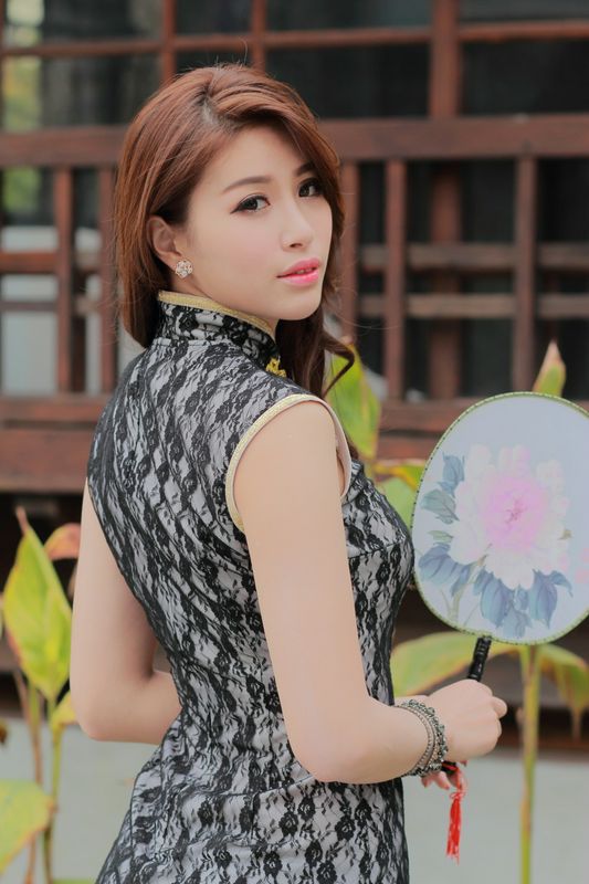 Model寫真系列長腿美模鄔育锜旗袍古典風高跟美腿