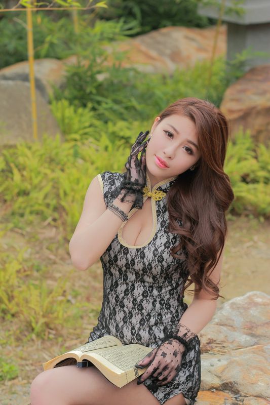Model寫真系列長腿美模鄔育锜旗袍古典風高跟美腿