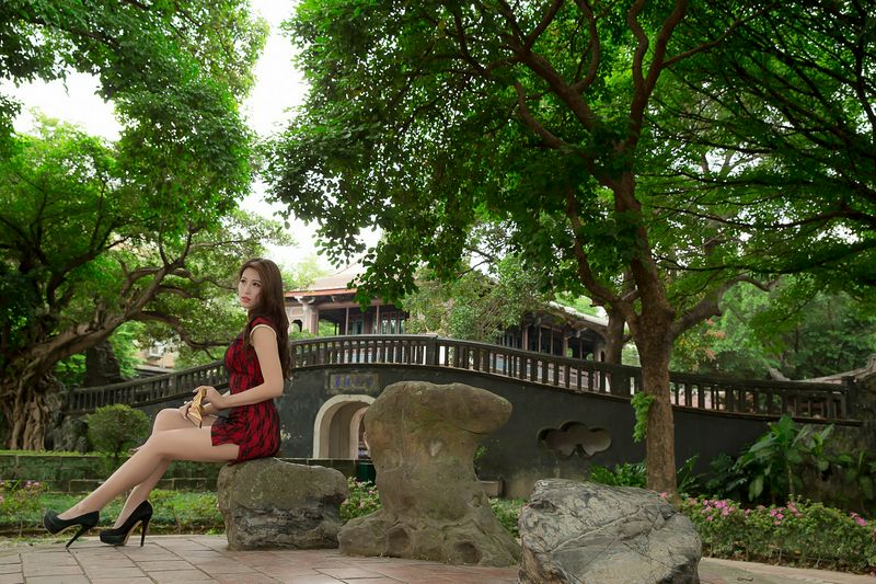 Model寫真系列長腿美模鄔育锜旗袍古典風高跟美腿