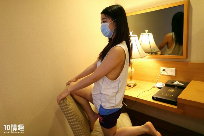 長(zhǎng)腿妹誘人翹臀