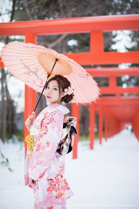 絲襪女神小狐貍Sica玉腿橫陳黑絲幽幽