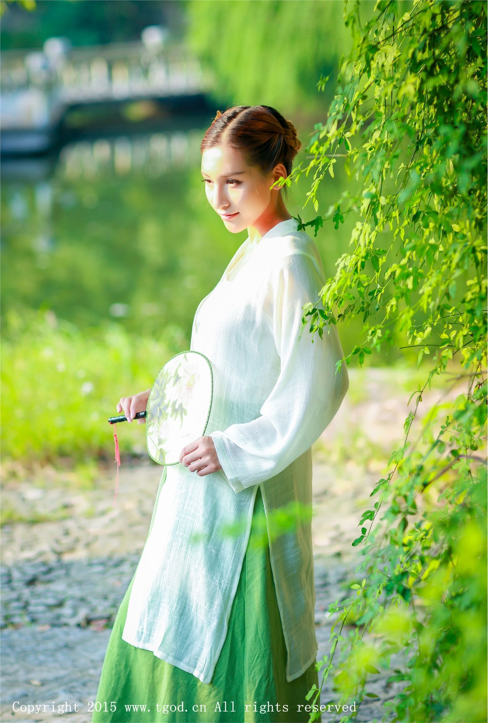 清新漢服之艾希女神