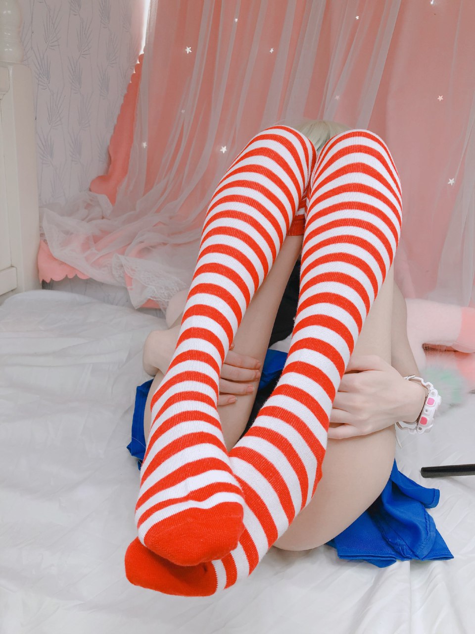 奶和屄都不錯的妹紙奈子