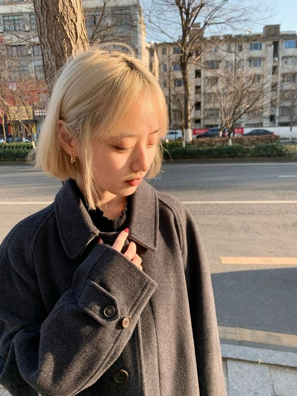 人前溫婉淑儀，人后悶騷放蕩
