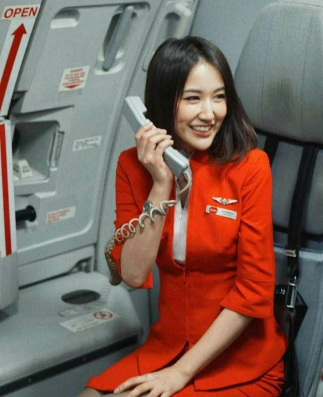 人前溫婉淑儀，人后悶騷放蕩