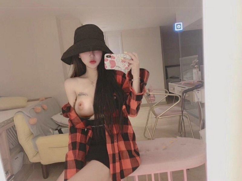 人前溫婉淑儀，人后悶騷放蕩