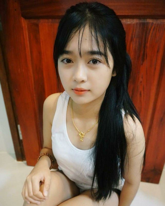 人前溫婉淑儀，人后悶騷放蕩