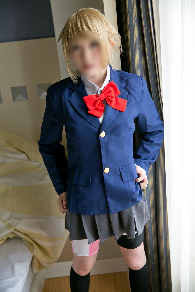 老色批們的最愛，無非就是：幼齒蘿莉粉咪咪，吹簫內射嫩屄屄