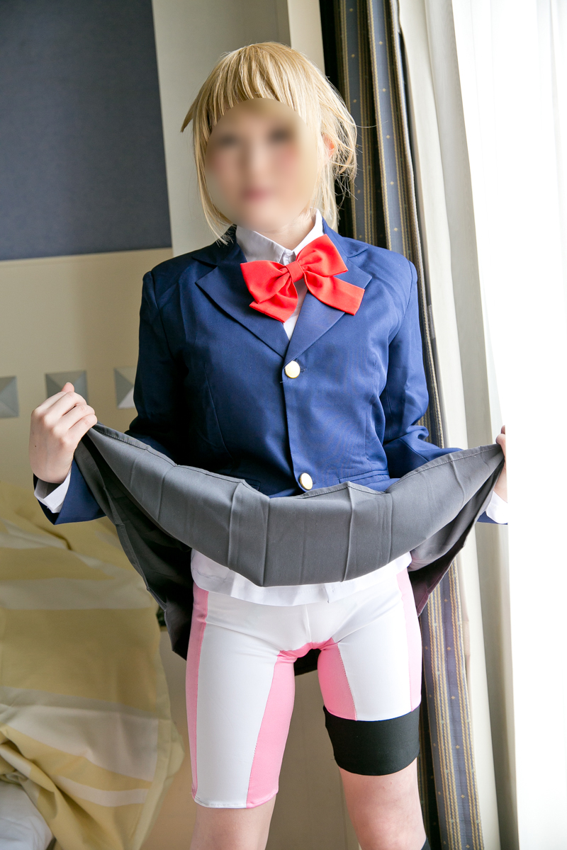 老色批們的最愛，無非就是：幼齒蘿莉粉咪咪，吹簫內射嫩屄屄