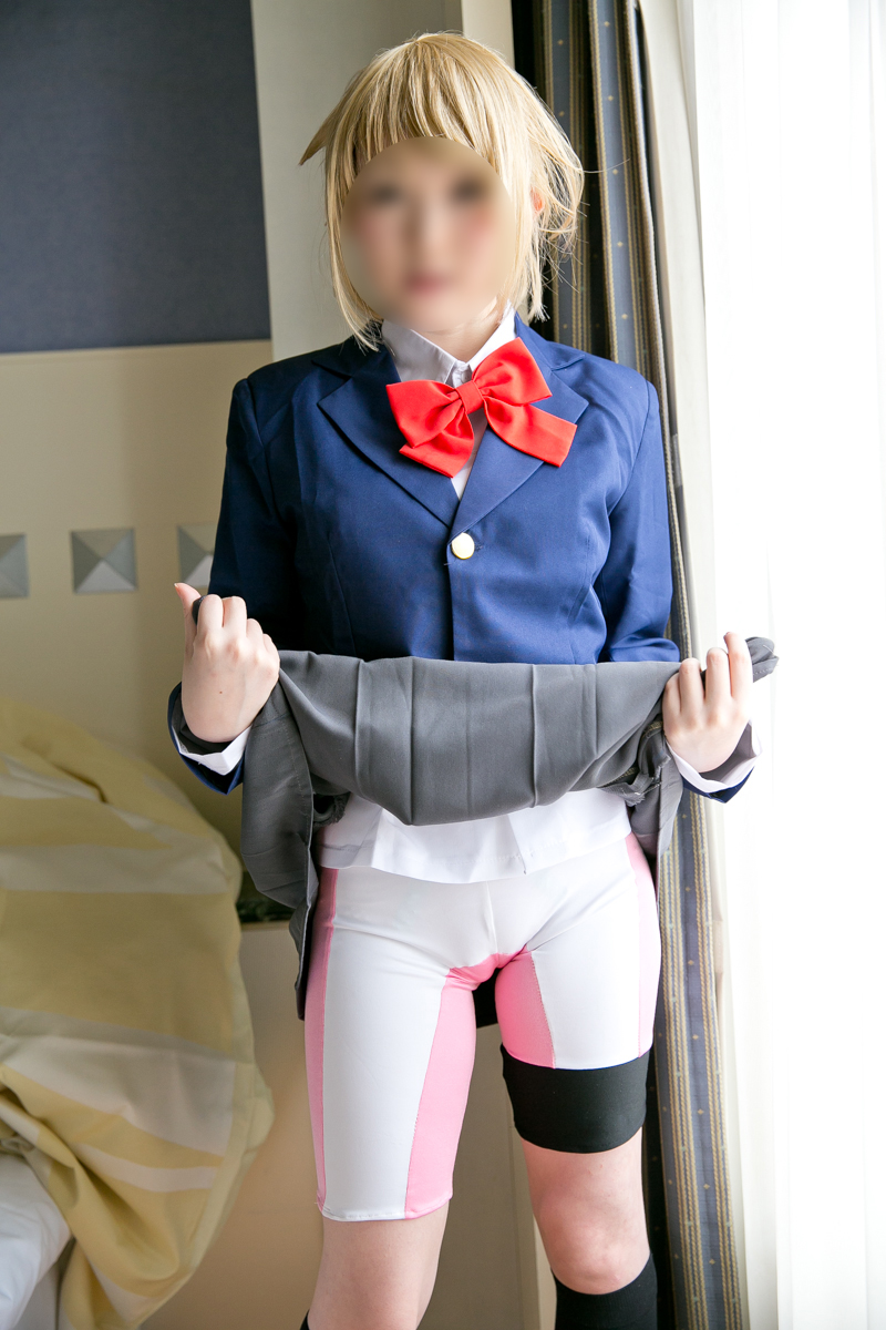 老色批們的最愛，無非就是：幼齒蘿莉粉咪咪，吹簫內射嫩屄屄