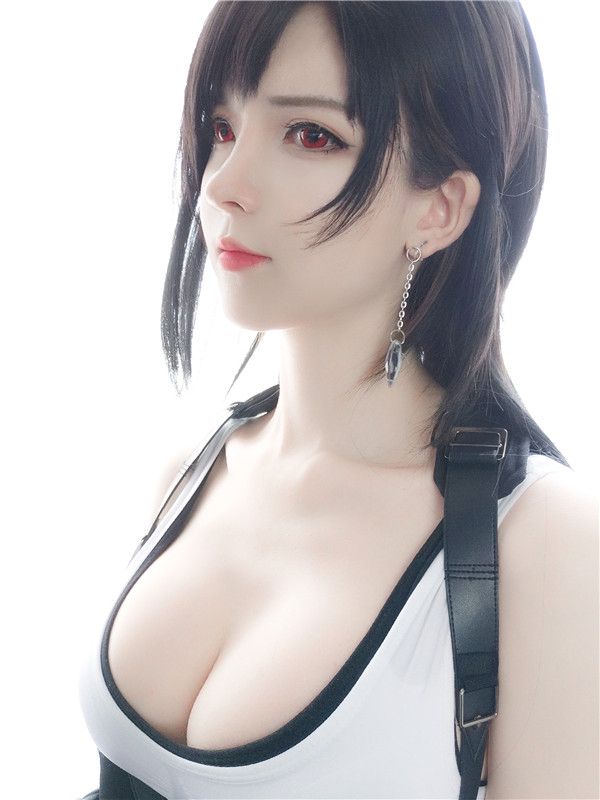 未來女警吸引姿態