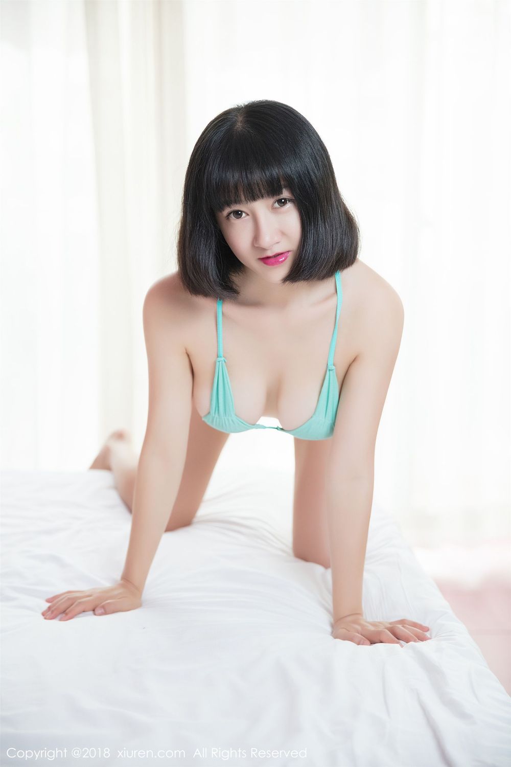 新人模特小探戈 三點式比基尼