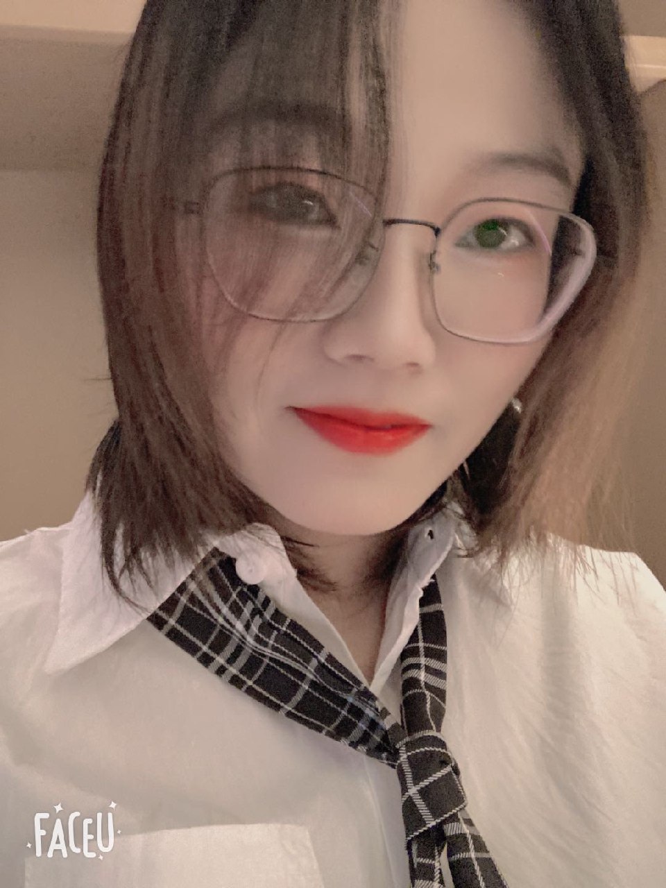 露臉美女 今日更新第二期