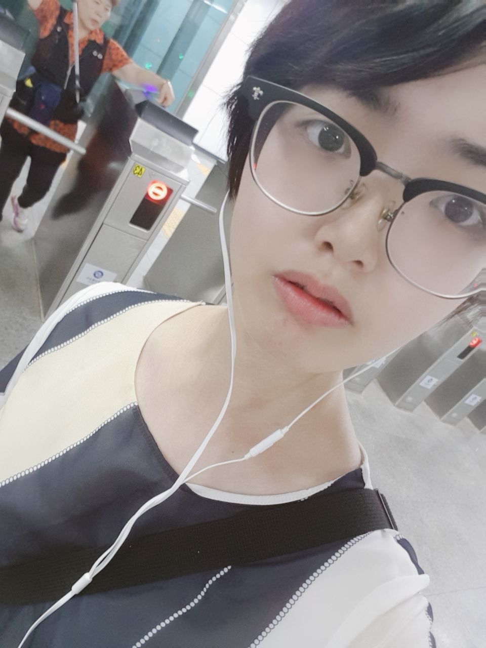 露臉美女 今日更新第三期