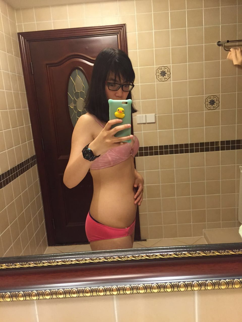 露臉美女 今日更新第三期