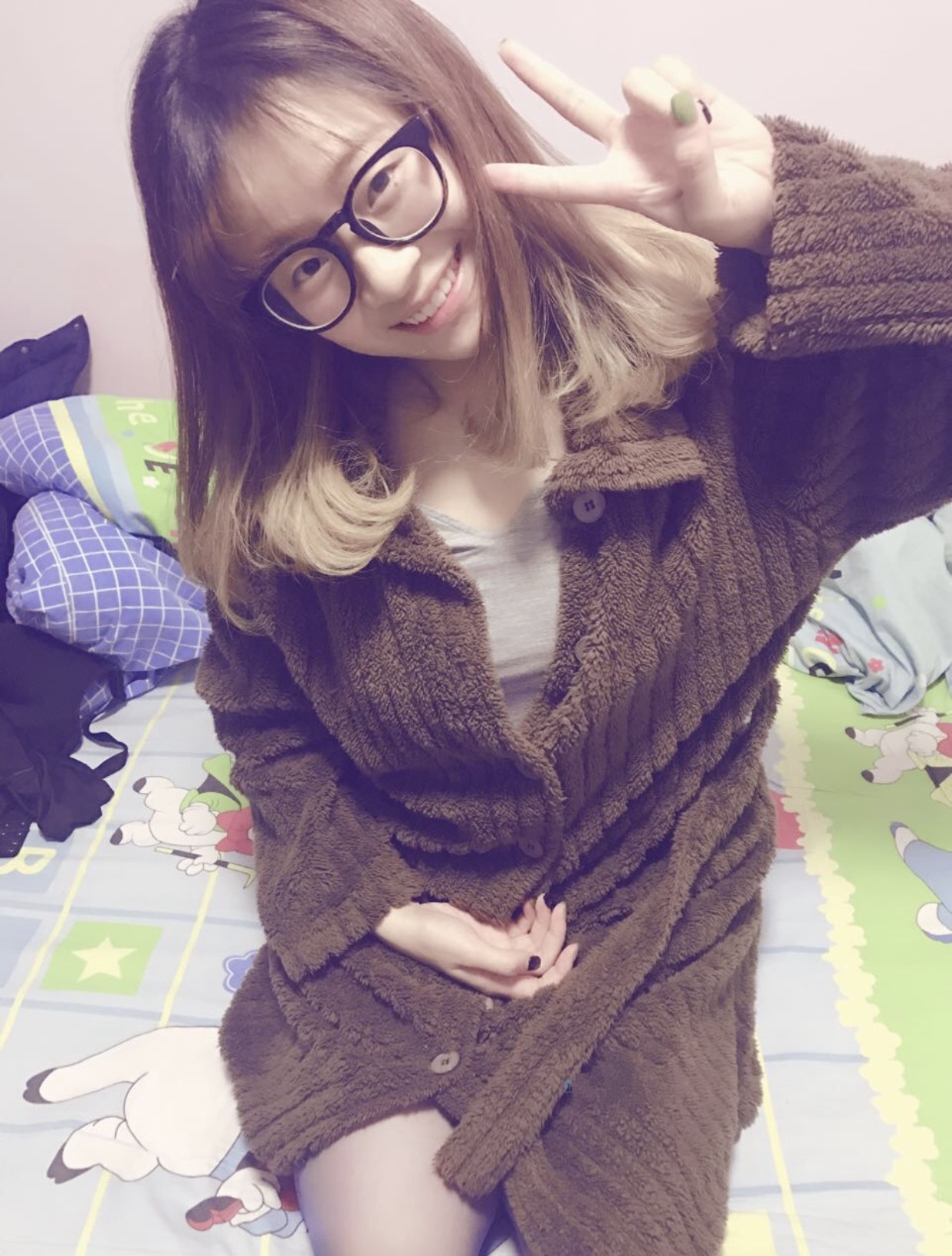 反差美女圖片（今日更新）