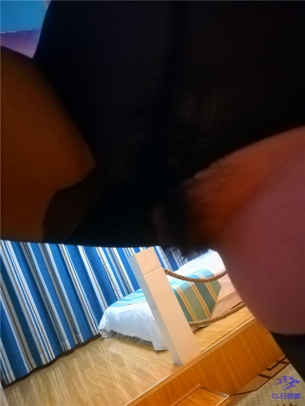 黑絲騷范女神二度來襲，需要你們赤裸豪邁的評價(jià)